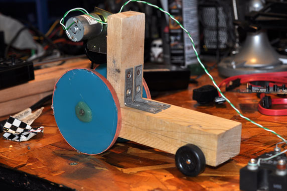 Motorized Pinewood Derby Car